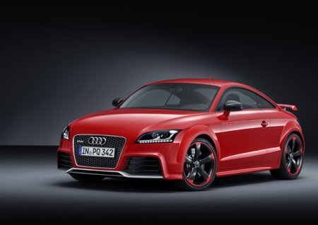   : Audi TT RS plus
