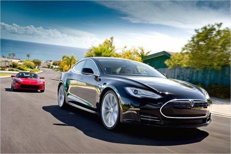  :   Tesla Model S